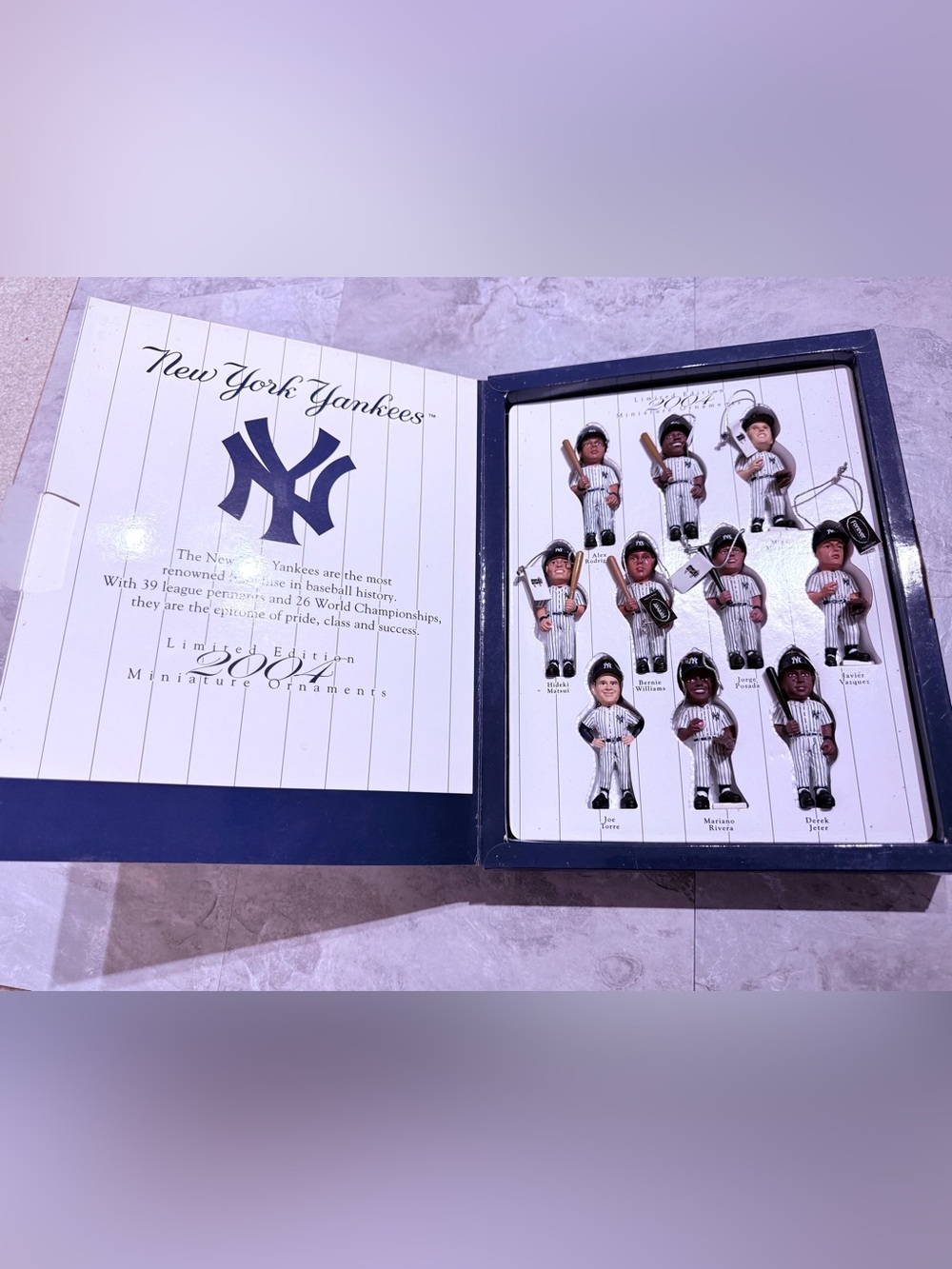 2004 Forever Collectibles NY Yankees Limited Edition Miniature Ornament Set